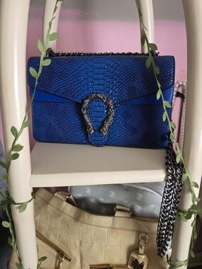 Gorgeous Electric Blue Textured Croc Crossbody with Gunmetal Chain, Mermaid deet